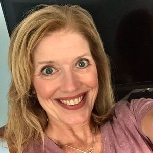 Meet your Posher, Linda